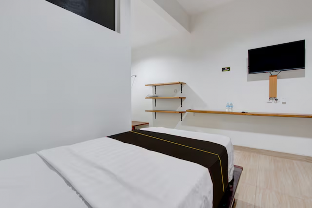 Townhouse Oak near The Park Mall Solo formerly D’Nawasena Guest House 12/30