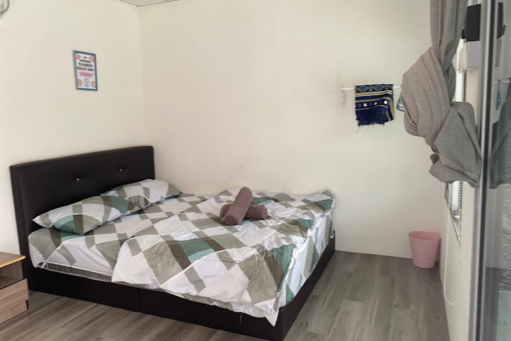 Room at Capital O 91228 Hureen Chalet Hmk, Arau