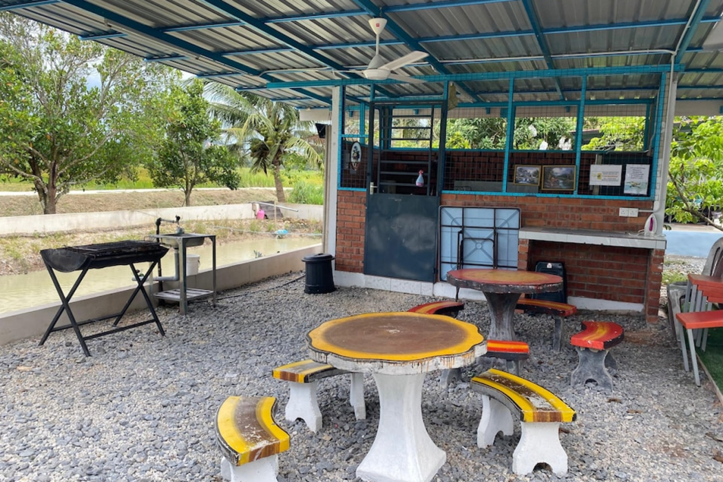 Capital O 91228 Hureen Chalet Hmk 9/10