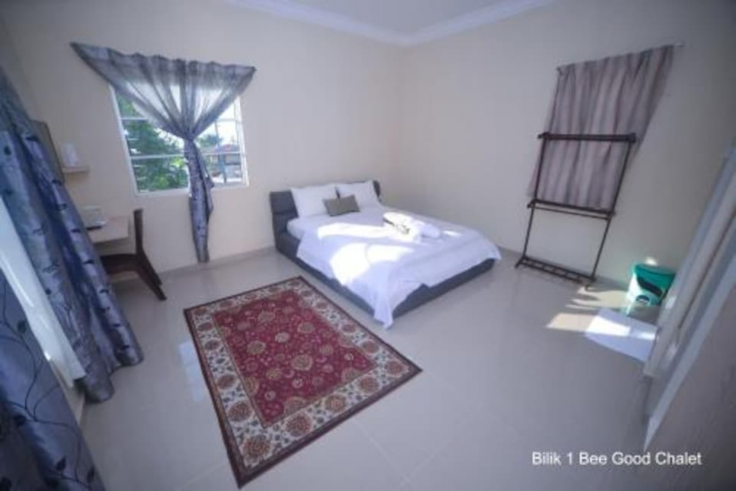 Room at Capital O 91243 Bee Good Chalet, Kelewang Jatoh