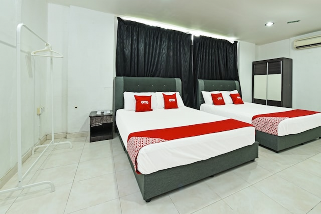 Hotel O Gemilang 11/25
