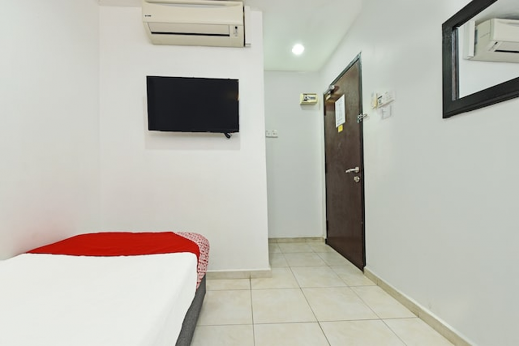 Hotel O Gemilang 7/25
