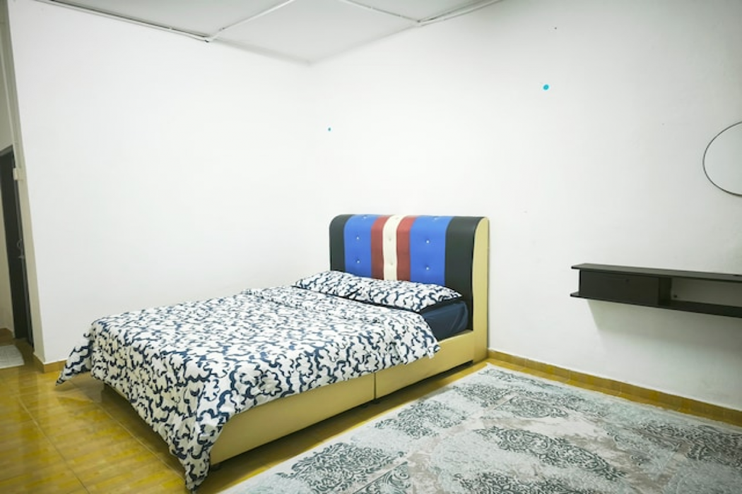 OYO 91244 Aufa Chalet 6/9