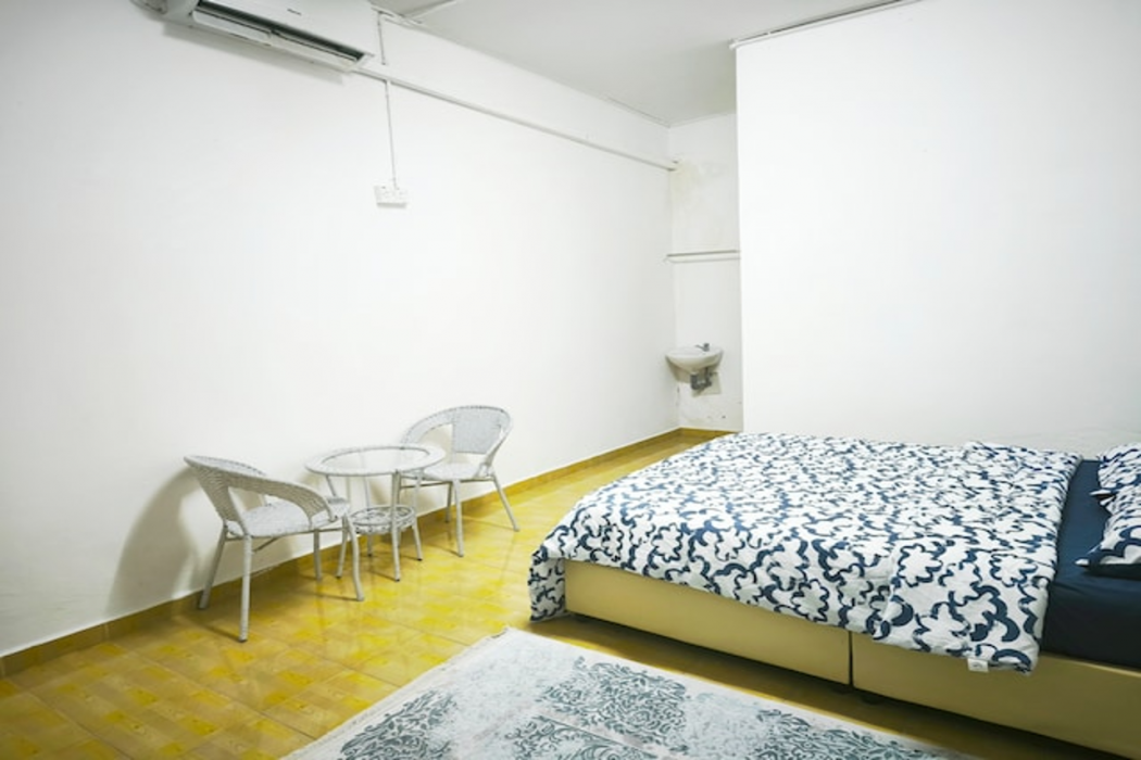 Room at OYO 91244 Aufa Chalet, KUALA TERENGGANU