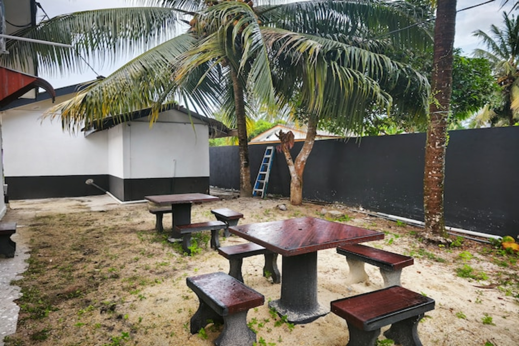 OYO 91244 Aufa Chalet 9/9