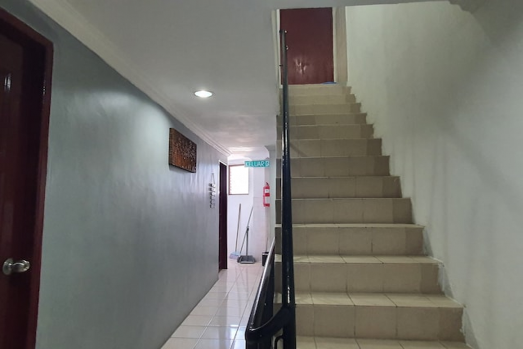 Hotel O Hoover Room photo2