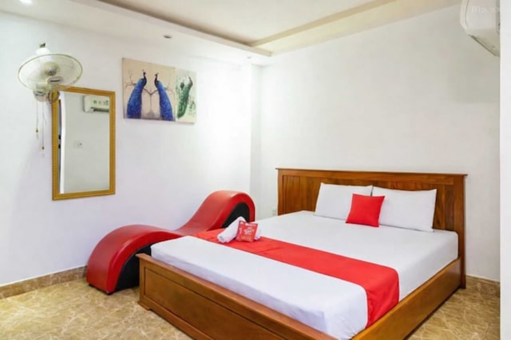Collection O Long Phung Hotel 7/8