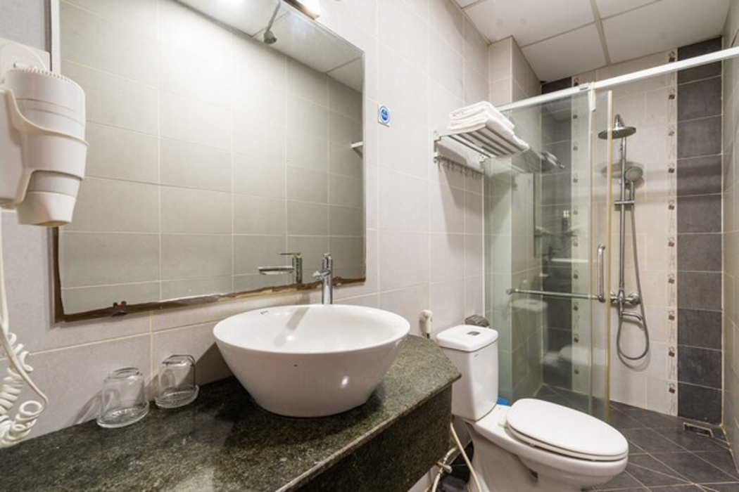 Collection O Hoa Trang An Hotel - Near Airport 10/43