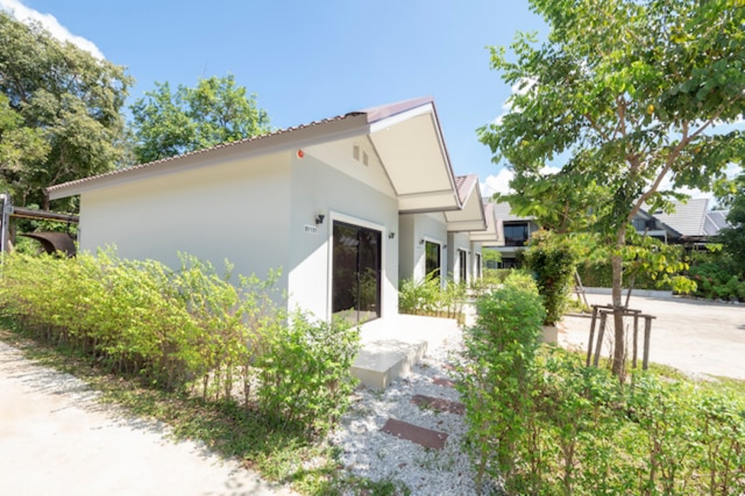 Capital O 75378 Thawapee Resort photo3