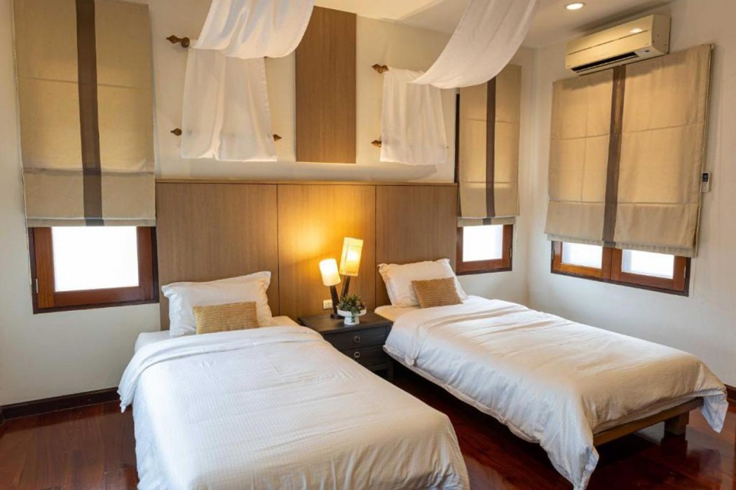 Premium Villa Baan Kinlom Chomlay 9/39