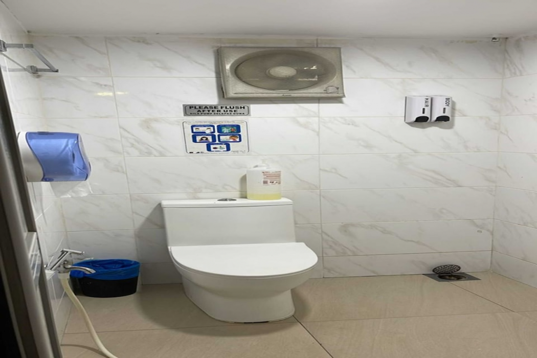 OYO 91036 J Capsule Hotel @ Jalan Bukit Bintang 10/11