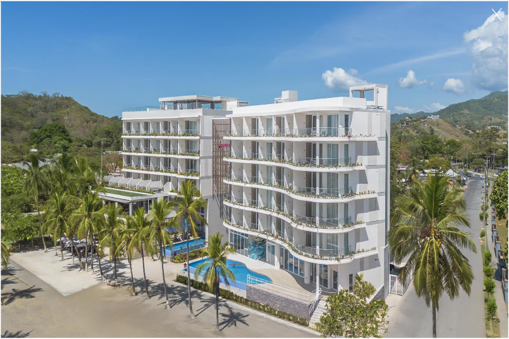 Claritas Beach Bar & Resort, WorldHotels Elite 3/70