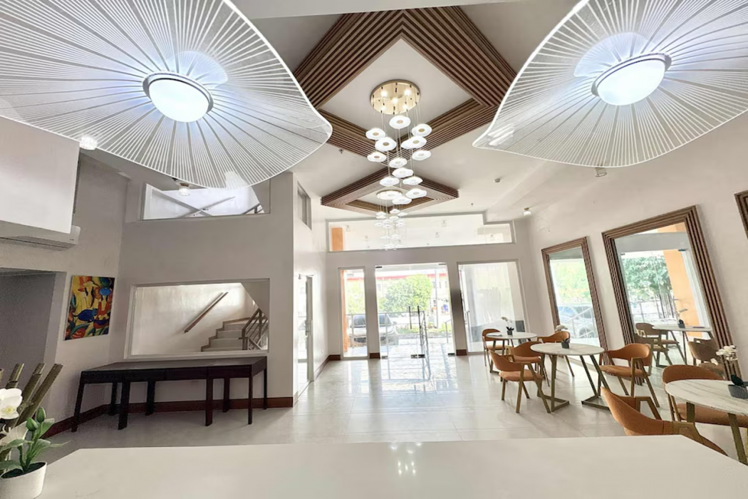 Palette Cebu The Almonds Boutique Aparthotel Near University of Cebu 7/10