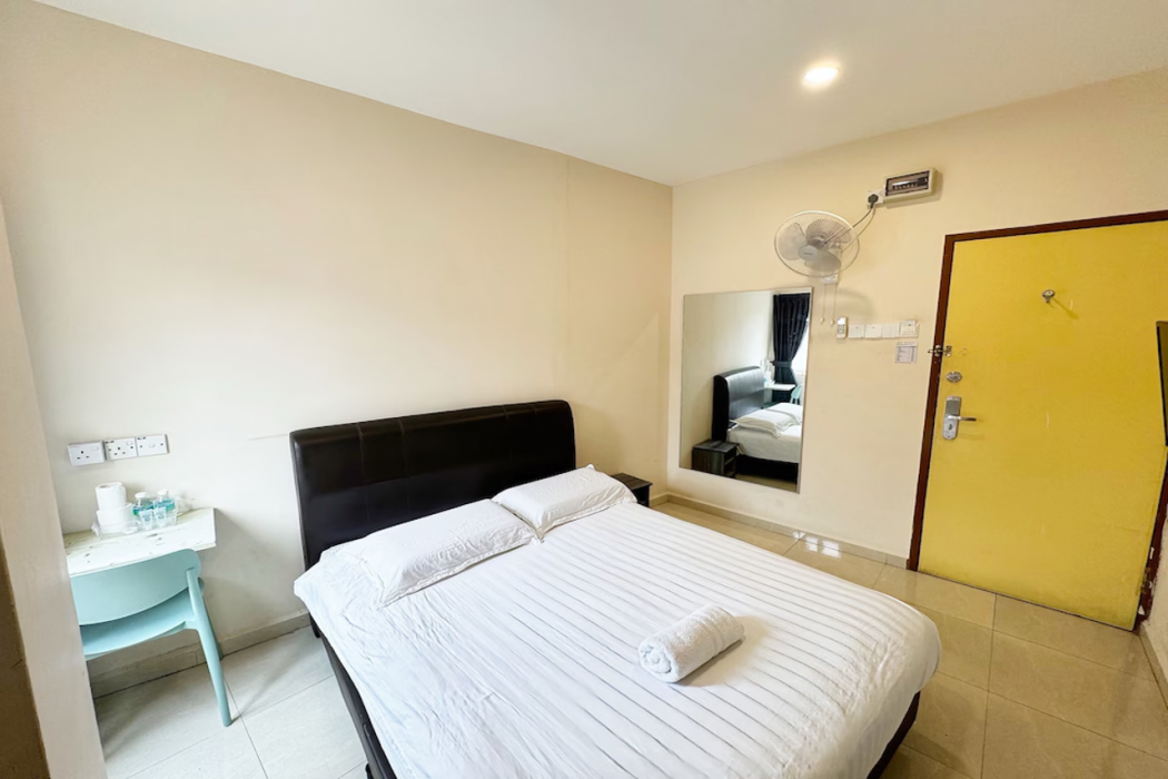 Room at Hotel O Furich Hotel, MENTAKAB