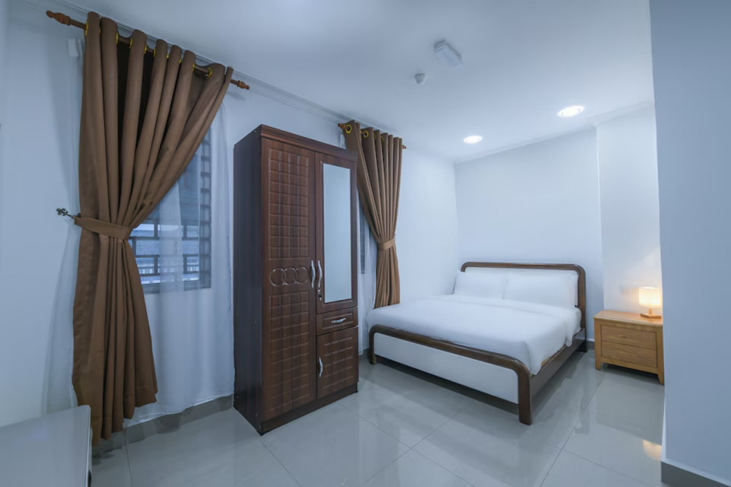 Capital O 90543 Sp Star Hotel 13/53