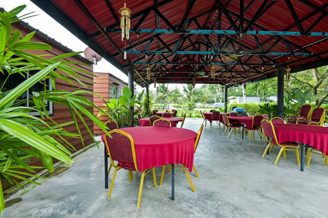 Hotel O Asiacamp Chalet Tanjung Karang 15/16