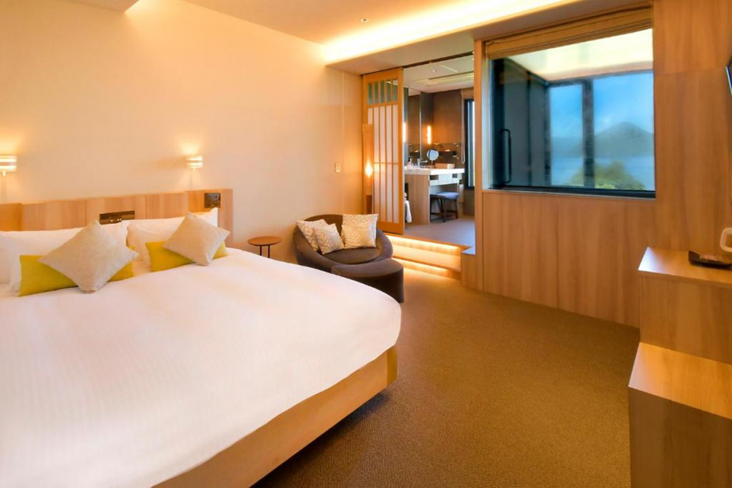 Hotel Premium Lake Toya 8/16