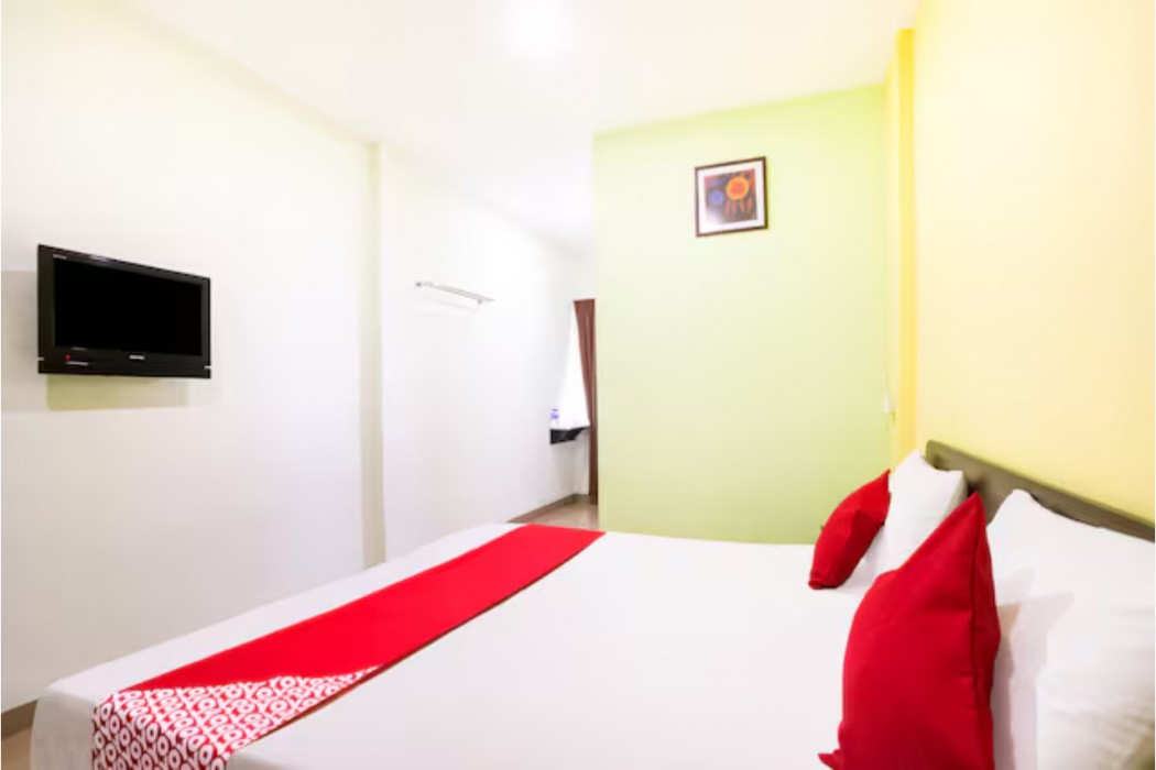 OYO 89539 Hotel Siswa 14/32