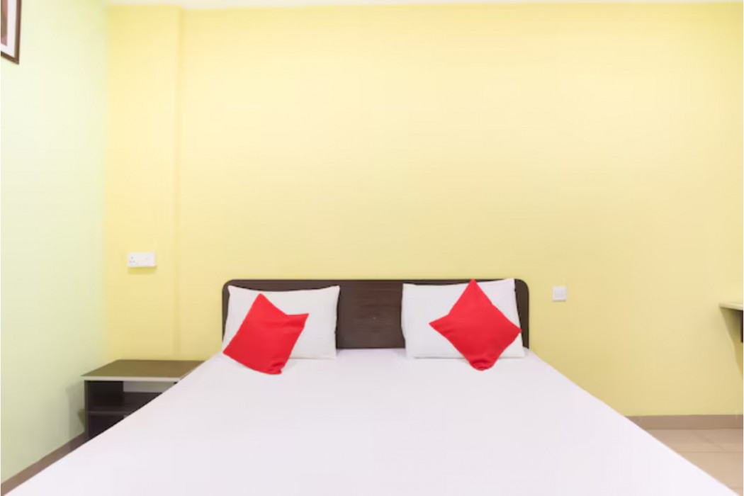 OYO 89539 Hotel Siswa 9/32