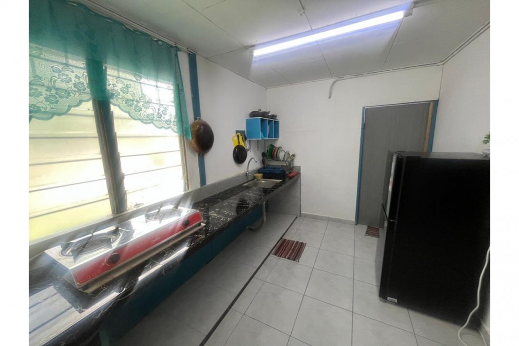 Room at Capital O 91206 Homestay Pelangi Ban Pecah. (muslim Only), Kuala Kurau