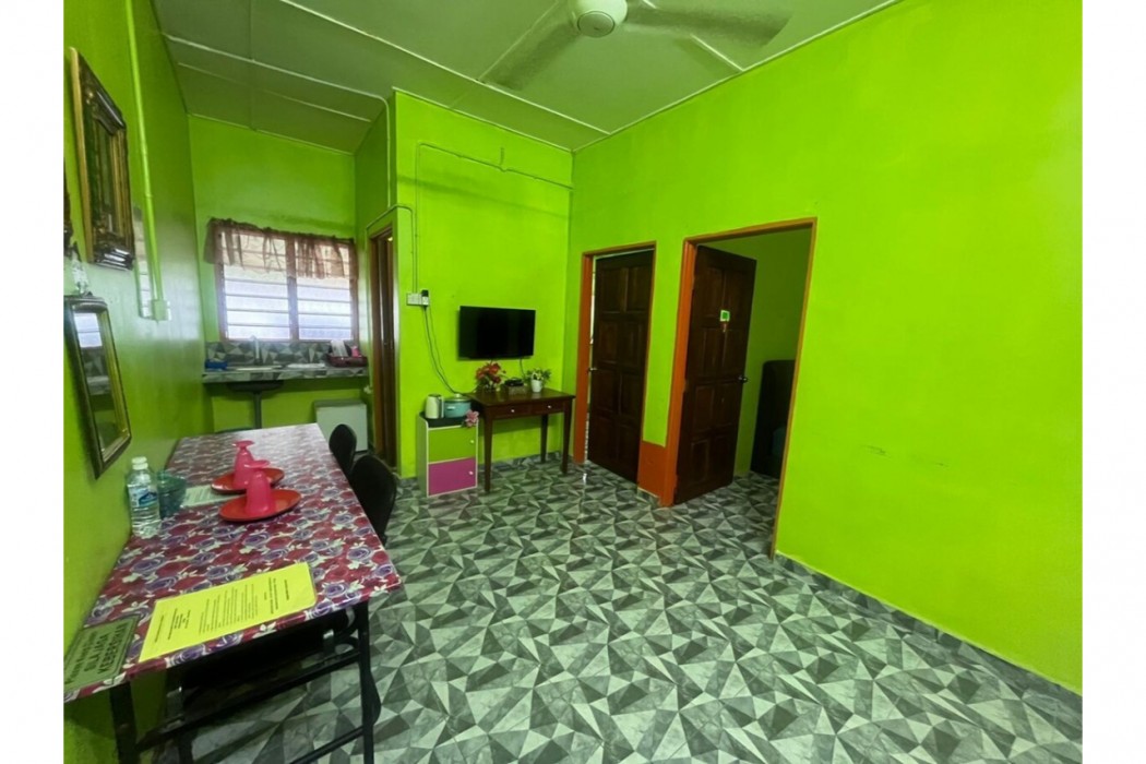 Capital O 91206 Homestay Pelangi Ban Pecah. (muslim Only) 7/15