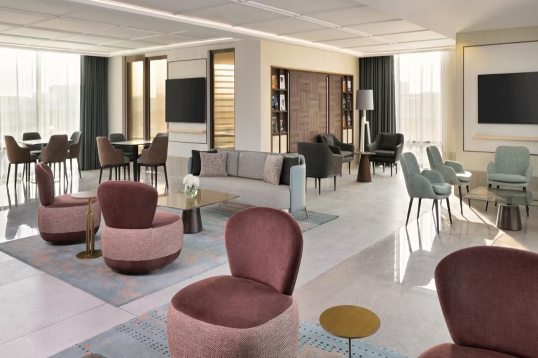 Crowne Plaza Riyadh Al Takhassusi 24/55