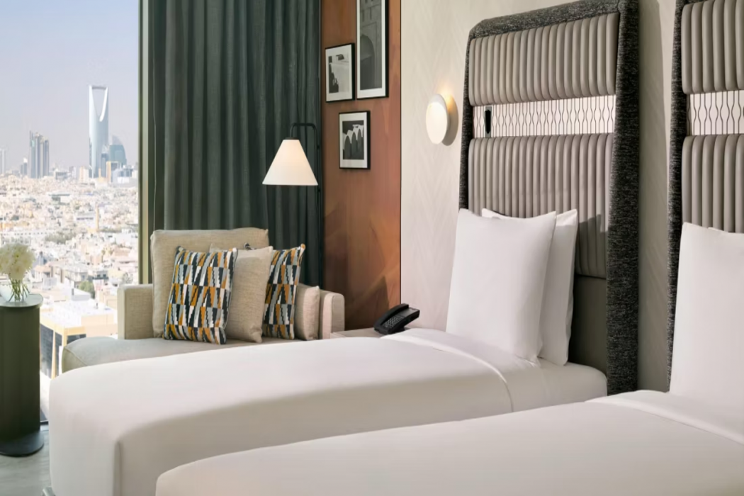 Crowne Plaza Riyadh Al Takhassusi 20/55