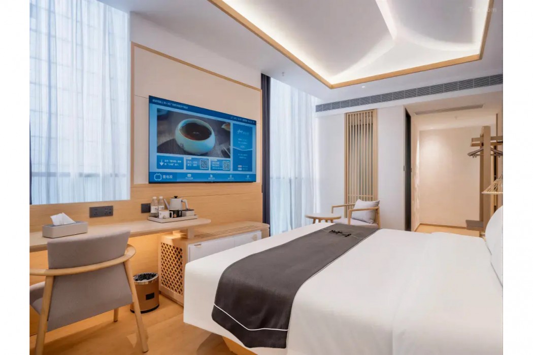 Hidden Hotel (Shanghai People's Square Nanjing Road Branch) 10/17