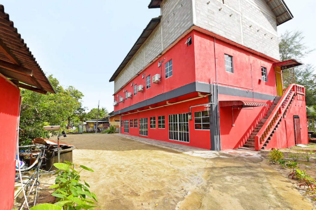 Capital O 90664 Rabi Hotel 写真2