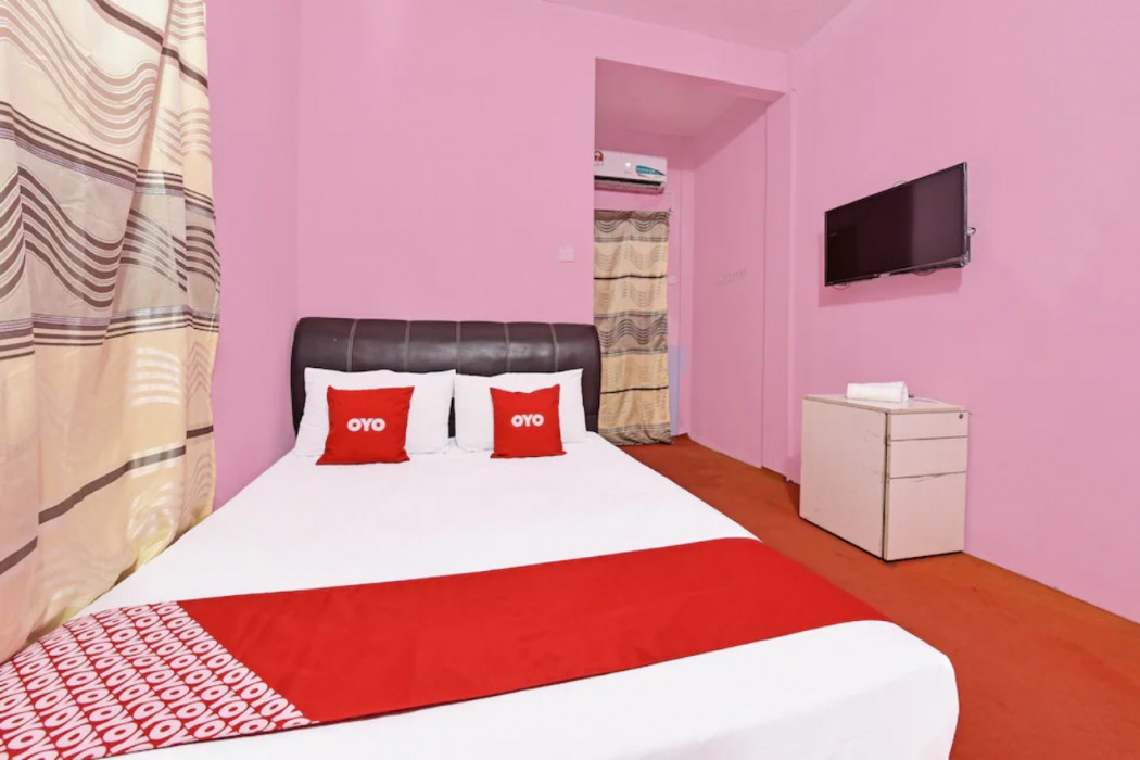 Capital O 90664 Rabi Hotel 13/36