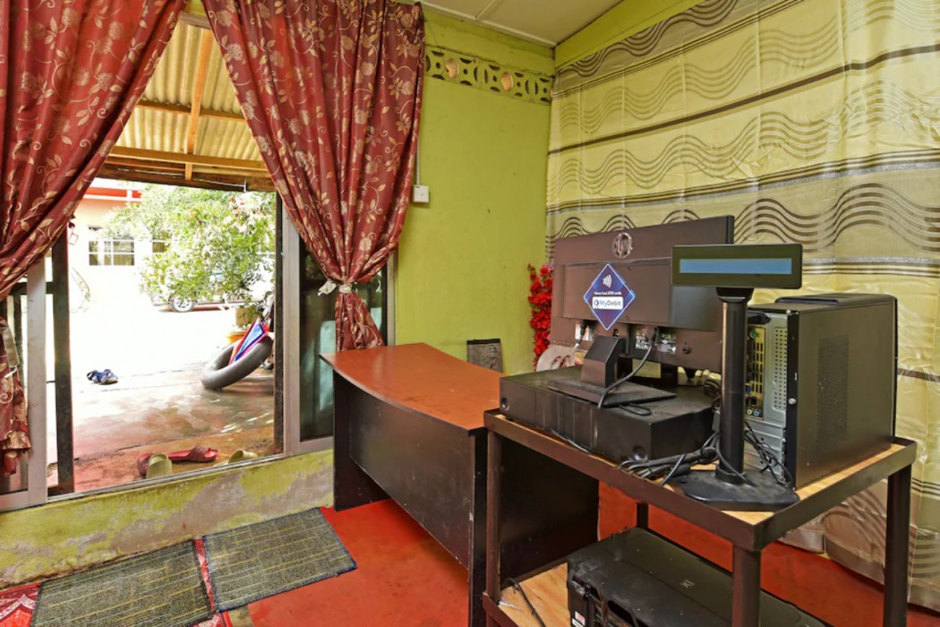 Capital O 90664 Rabi Hotel 8/36