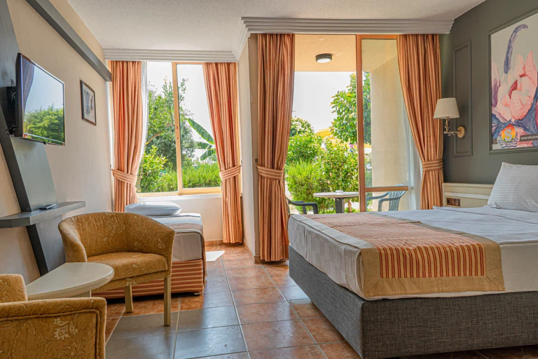 Senza Sunset Beach Hotel 44/87