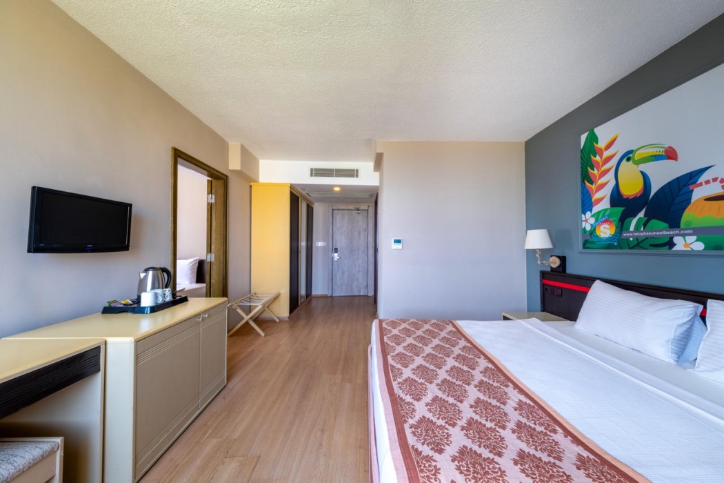 Senza Sunset Beach Hotel 33/87