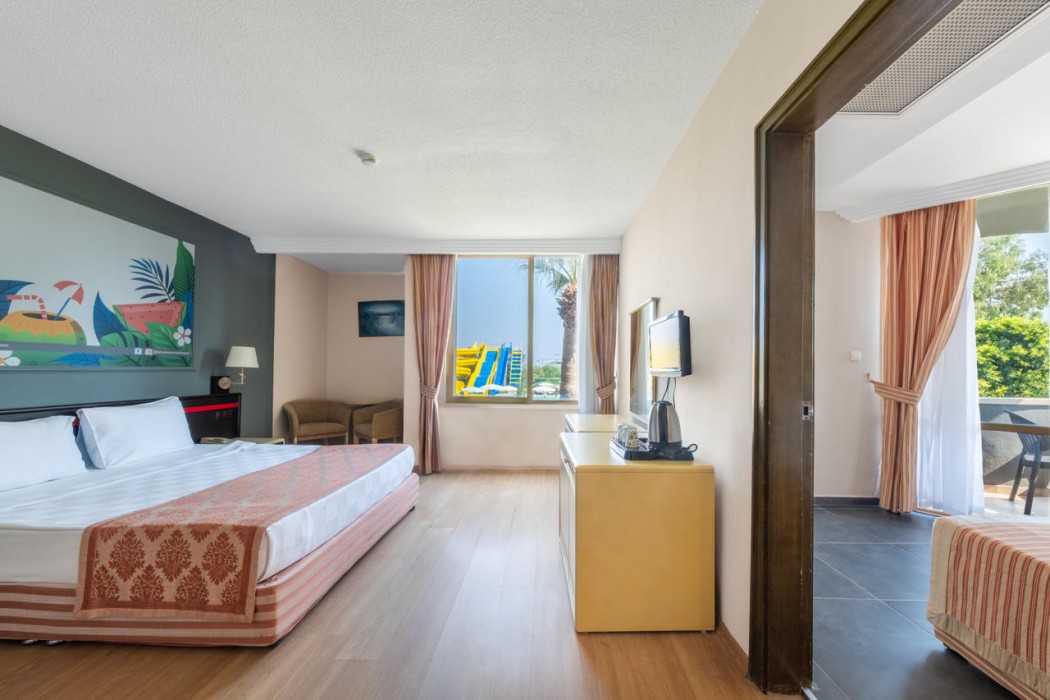 Senza Sunset Beach Hotel 32/87