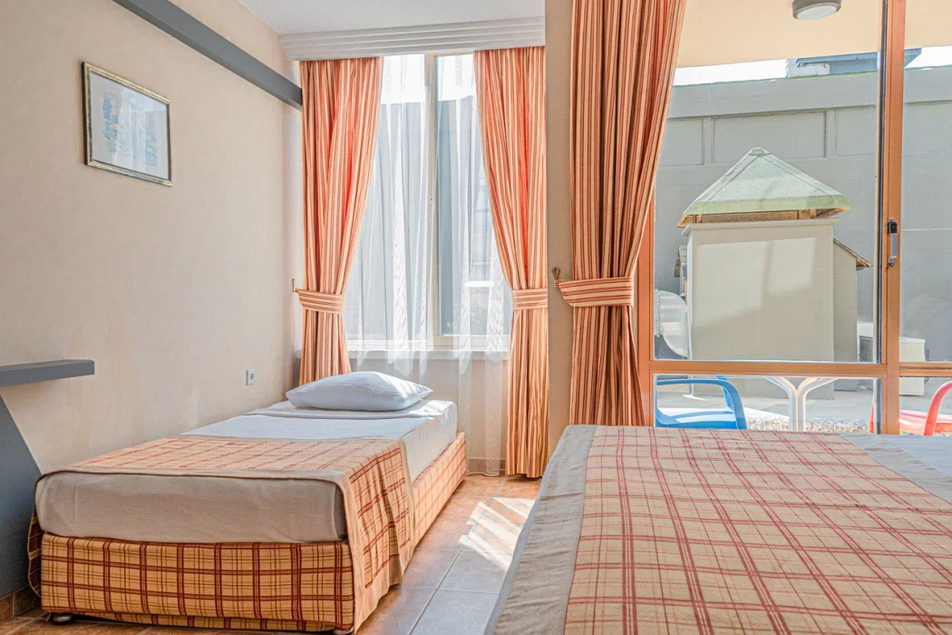Senza Sunset Beach Hotel 42/87