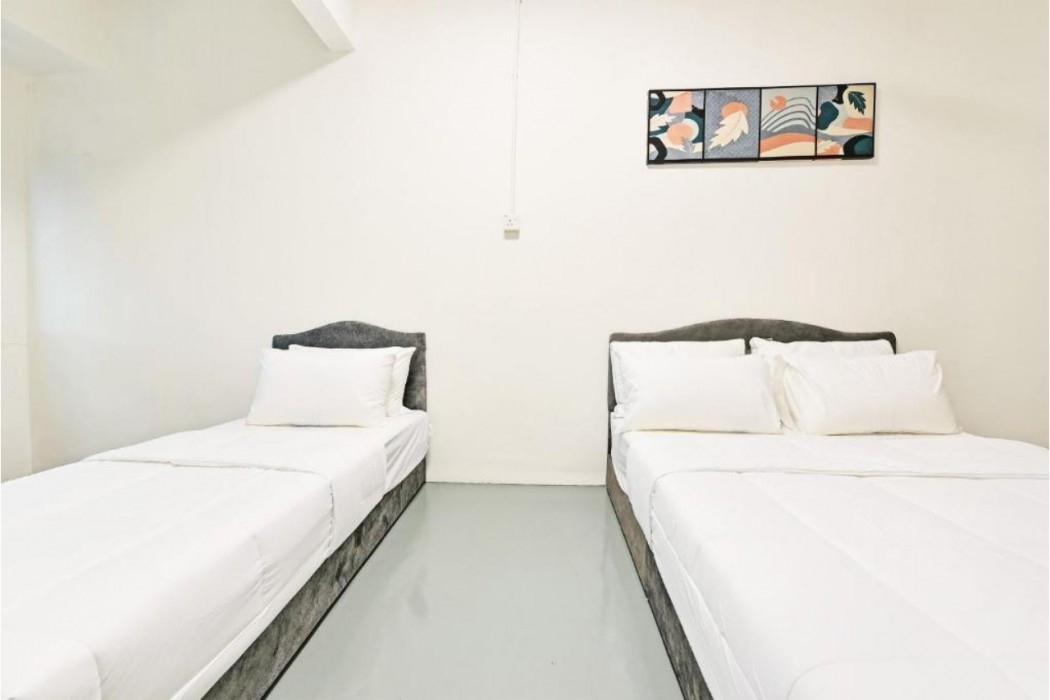 Hotel O S Homestay 10/29