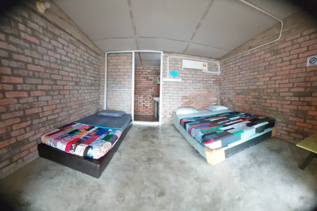 Room at Hotel O Naga Puri Beach Retreat, Kuala Penyu