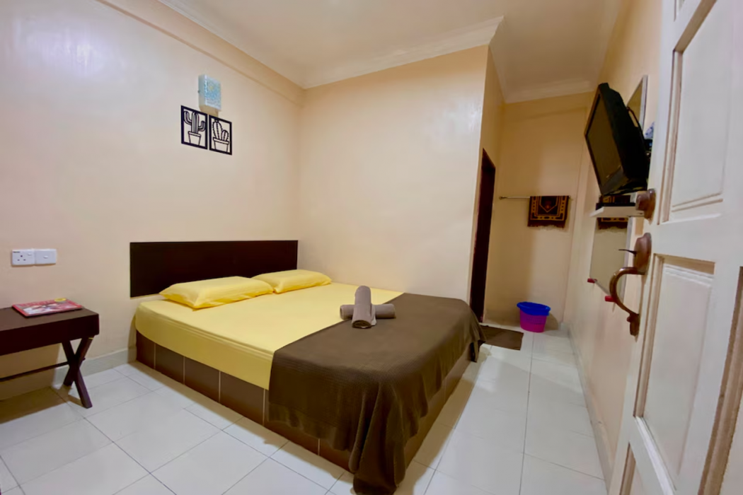 Hotel O D Qamar Motel 8/10