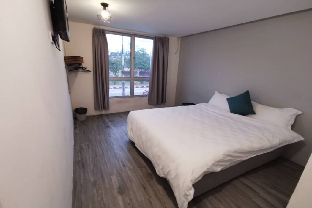 Hotel O ZZZ 8/10