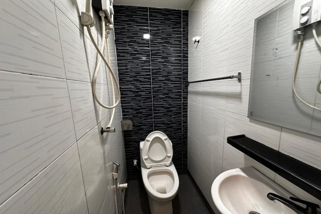 OYO 91242 Muar Golden Horse Hotel 6/6