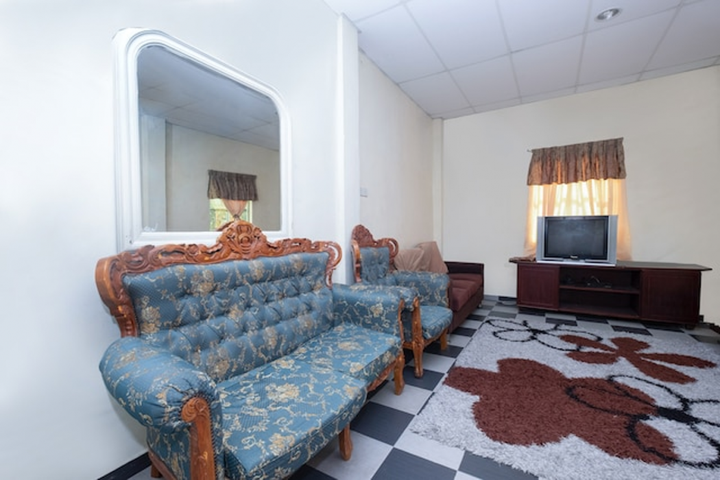 OYO 89984 Noris Wang Homestay 9/30