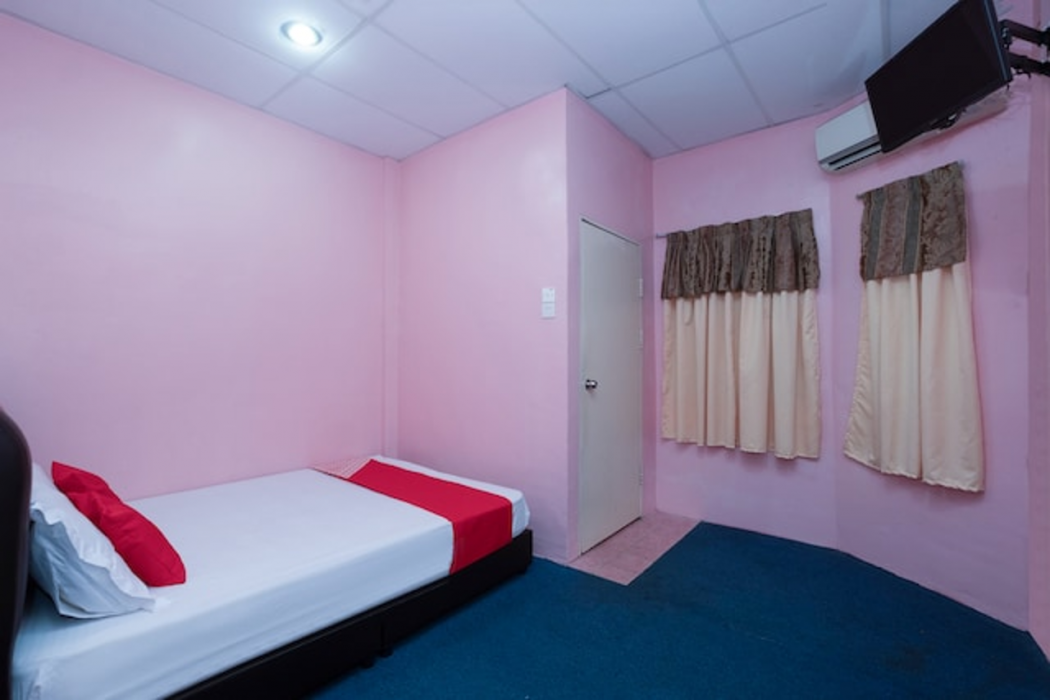 OYO 89984 Noris Wang Homestay 11/30