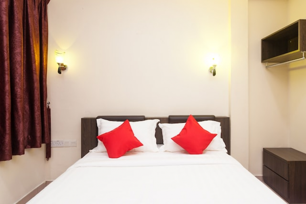 Hotel O T P Hotel 16/54