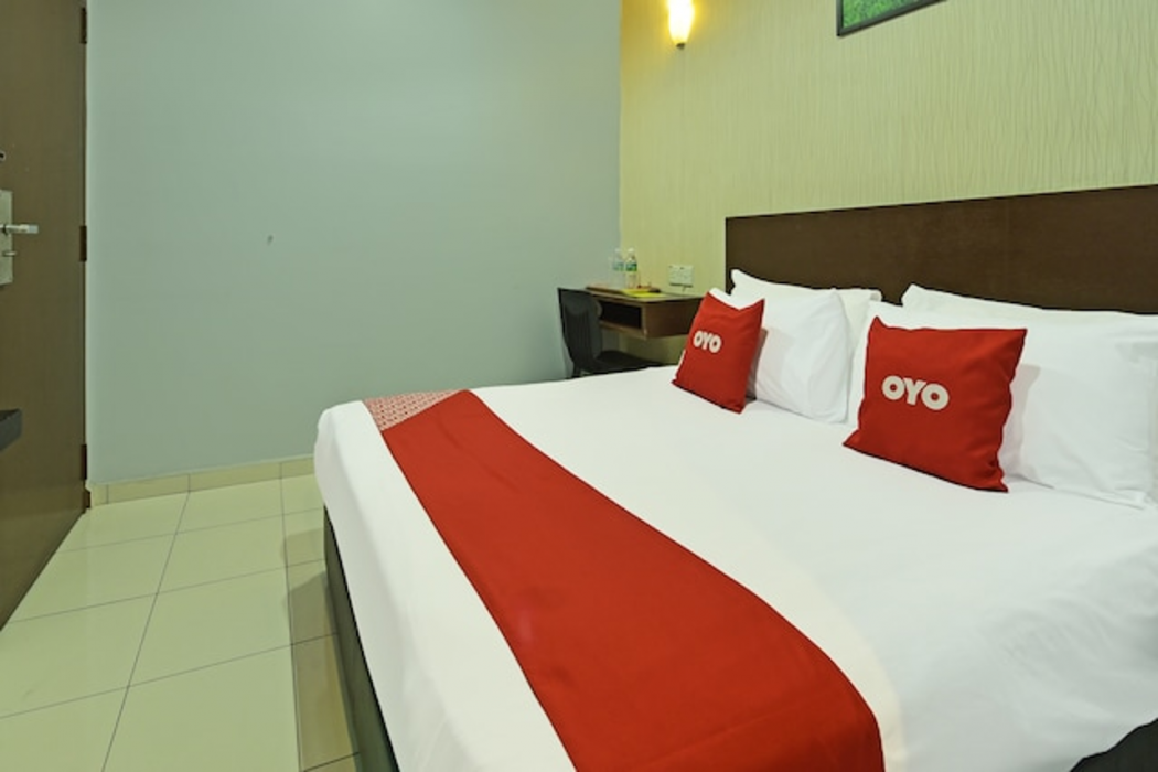 Hotel O M Three Hotel 12/55