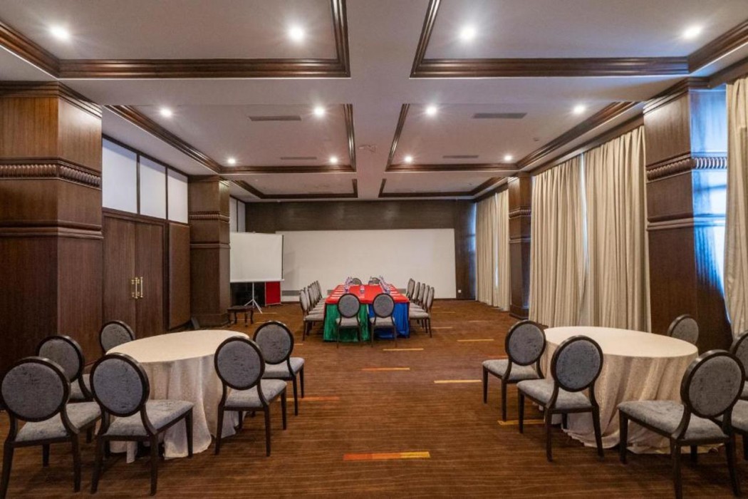 Chandragiri Hills Resort Kathmandu - Luxury in the Clouds 14/14
