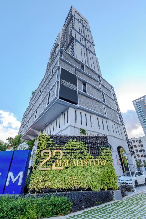22 Macalisterz 写真1