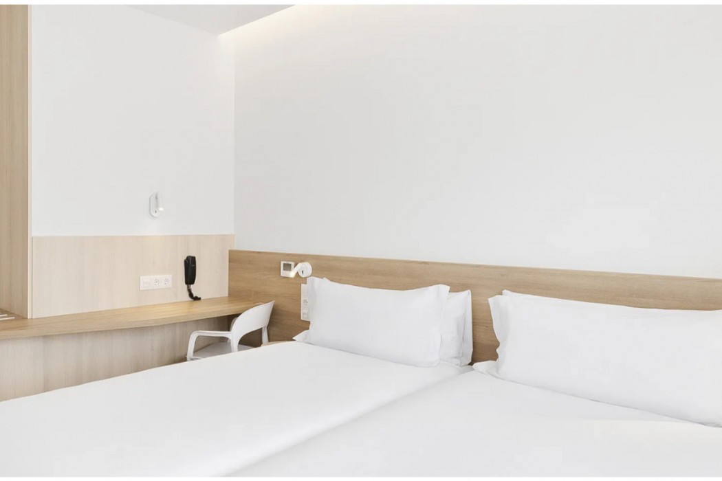 Room at B&B HOTEL Covilha, COVILHA