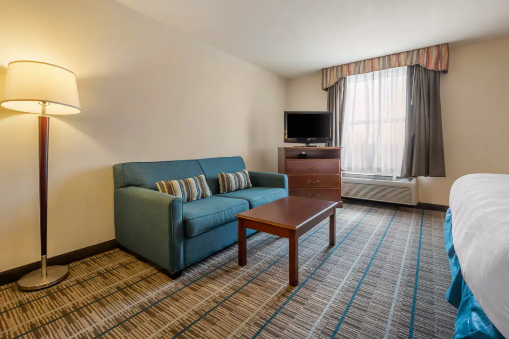 MainStay Suites Harrisburg Airport - Hershey South 10/35