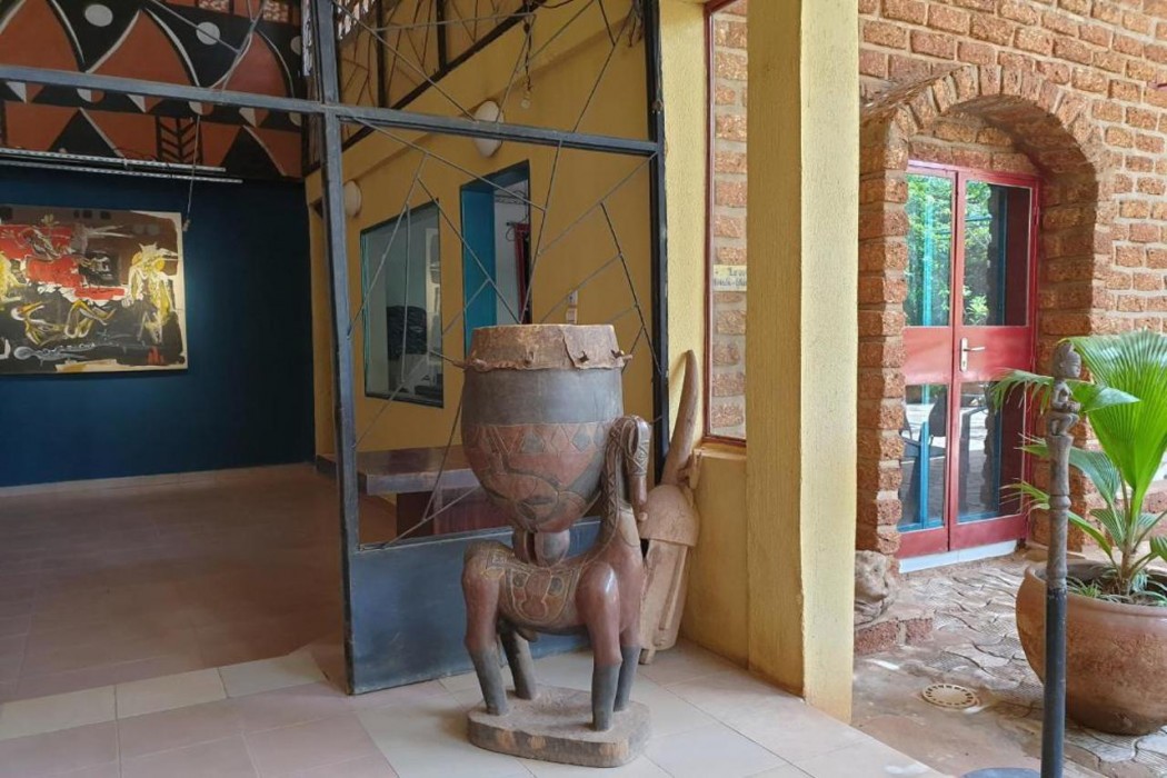 Lobby at Yiri Suma, OUAGADOUGOU