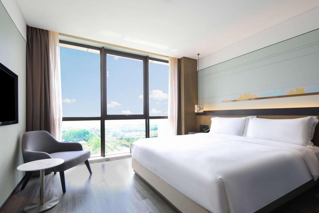 Novotel Shanghai Chuansha 13/66